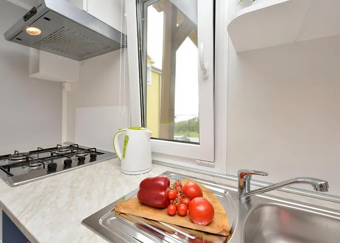 House In With Sea View, Balcony, Air Conditioning,w-lan 571-1 펜션 드라게