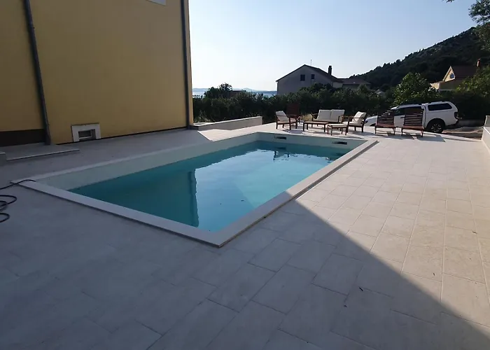 House In With Sea View, Balcony, Air Conditioning,w-lan 571-1