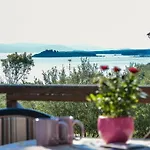 House In With Sea View, Balcony, Air Conditioning,w-lan 571-1 *